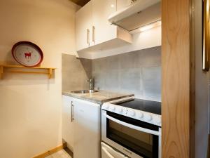 Studio tout confort 3 voyageurs, proche pistes et commerces - FR-1-304-79