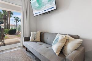 Bluehavenon30a-Between Rosemary & Alys Beach -Steps to Beach & Dining-Sleeps 3