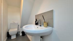 Shoreditch Hub - Stylish Private Rooms