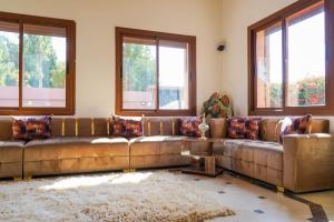 Riad Villa with Private Pool & Transport Marrakech