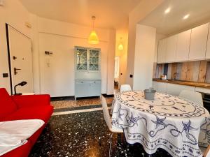 Antico Mulino - Spazioso Trilocale con Balcone Vista Mare