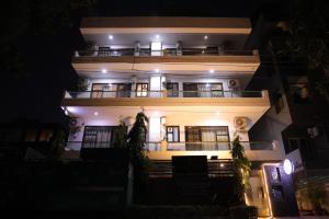 Hotel Pearl Pavillion - Nr Medanta The Medicity, Gurugram