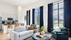 13 Modern Condos Near Downtown Nashville 26 Total Bedrooms Sleeps 90 The Heights by AvantStay