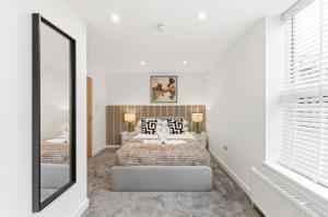 Stylish Duplex Apartment • Free Parking • VirginTV • Fast WiFi • Self-Check-In • Yoko Property