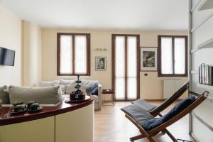 GuestHost - Comfy Terrace Flat NoLo & Pasteur MM1