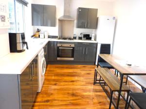 NEW - Large Fully Renovated House in East Kilbride