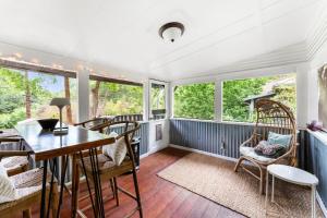 Designer 4BR Near Downtown Austin