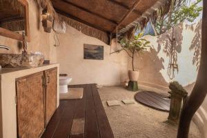Private Villa with Soundproof Studio, Rooftop and Garden