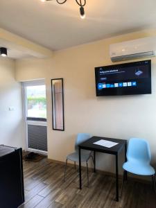 Apartamenty Wilga - spokojne miejsce z całorocznym zewnętrznym wspólnym jacuzzi, sauną i wakacyjnym basenem