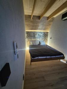 Silva Peak House