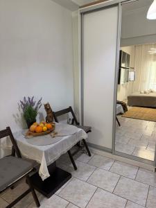 Quiet Haven in Athens - Rest, Recharge & Netflix