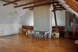 Skyview Hostel