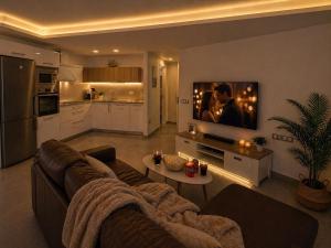 Blue Horizon Terrace Apartment in front of Arguineguín Beach By Canarias Prime Homes