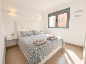 Blue Horizon Terrace Apartment in front of Arguineguín Beach By Canarias Prime Homes
