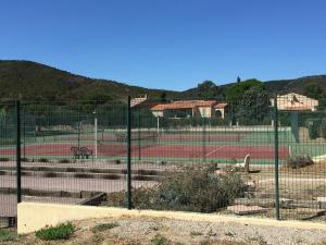 T3 LA GAILLARDE GARDEN BEACH 200 m POOLS WIFI