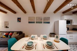 Le Paquier 9 The charm in the heart of the Old Town 150m from the Lake