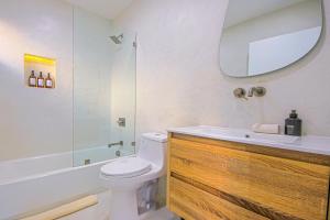 LA Getaway w Fire Pit and Pool 4BR