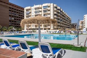 Pyr estudio con parking y piscina todo el año by Sur Suites