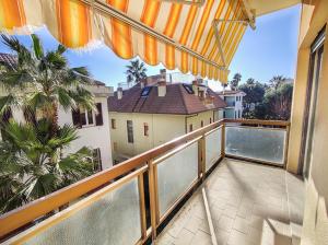 Ampio Quadrilocale 8 Pax vista mare