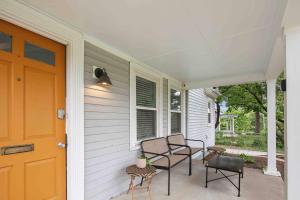 Parkview Cottage | Walkable to Food, Shops, Pool