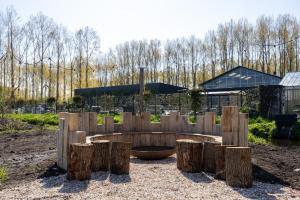 Tiny House by the water in Oud Ade - Tuin van Keet - 24