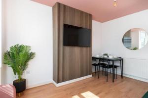 Cosy 2BR Bungalow - Relaxing Stay
