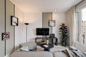 Spacest - Carrer del Comte dUrgell B