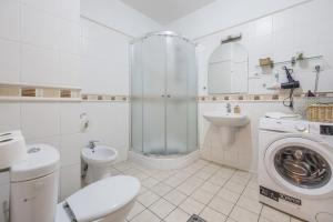 Amphitheatre View Apartment with Free Parking