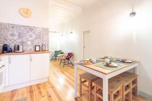 Madalena Cozy Apartment - Cozy Apartment in Lisbon Baixa