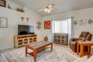 Spacious Yard! Yuma Escape, Near Shops & Golf