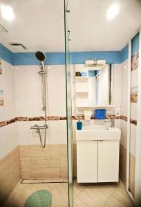 Central Old Town Apartment with a Private Patio