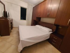 Family Sized - Beach Apartment