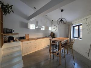 Logie De Jul Studio met privéterras nabij Kortrijk