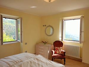 Albergo Diffuso Borgo Piovere, El Pià with garden and lakeview Tignale