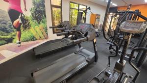 Hotel S World Luxuoso Vila Olimpia Itaim com Jacuzzi e Piscina 2012