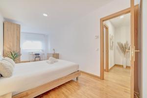 El Sadar Home by Clabao
