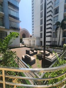 One Palm Tree Villas - Newport Pasay
