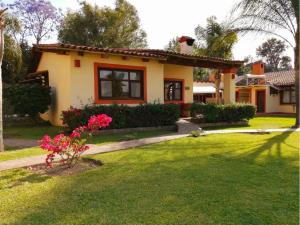 Hotel Cabañas Rancho La Esmeralda