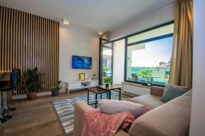 InPoint 2-rooms Apartment with bath, balcony and City View - Wawel Castle