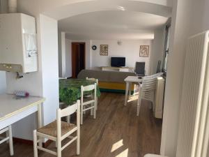 Apartament 2 bedroom with one bathroom and penthouse Apartament 3 bedroom and 2 bathroom included with umbrella and sunbeds