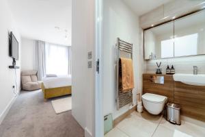 West London Cozy Stay 27mins from Central London inc Free Parking