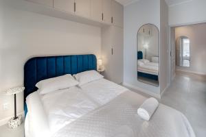 Azure Seaside Apartment - Luxury Apartment with Terrace, Balcony and Parking in Gdansk