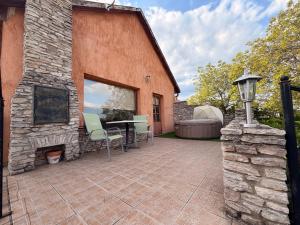 GreenPark Candy Manor with Large Garden Close to Tokaj