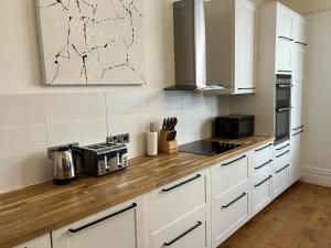 High Street Suites 3