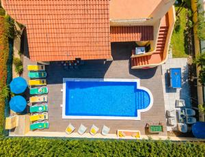 Villa Royal Sandals - com BBQ e piscina aquecível em Albufeira
