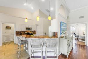 Pet-friendly home with pool, spa and steps to beach