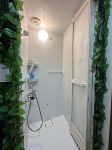 新宿大人の秘密基地 Entertainment Paradise near Shinjuku
