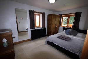 Devon Holiday Lets - The Arches, Upper and Lower