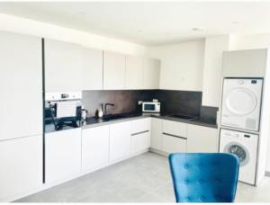 Sun Filled 3bedroom with parking and outdoor spaces