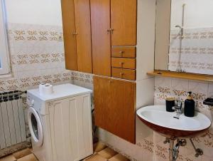 Cozy apartment in Trogir